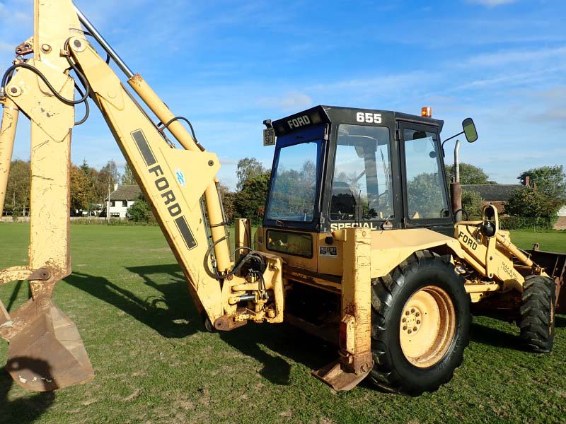 Ford 655 Special wheeled digger for sale