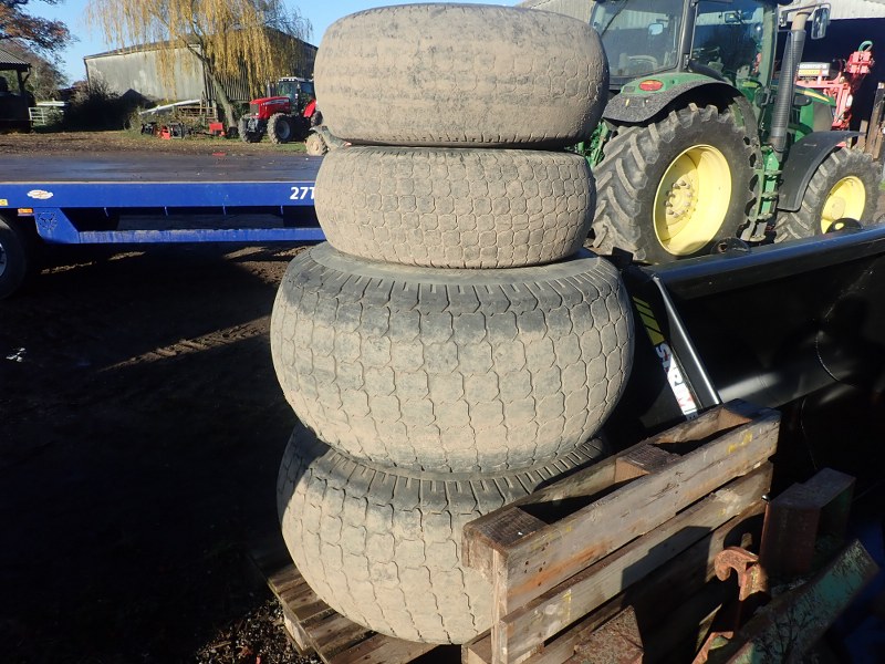 22.5LL-16.1 & 12LLx16 Turf wheels and tyres for sale