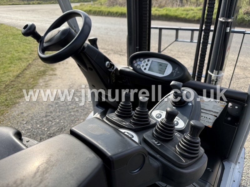 Still RX70-25T Fork truck For Sale