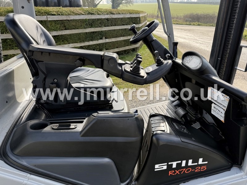 Still RX70-25T Fork truck For Sale