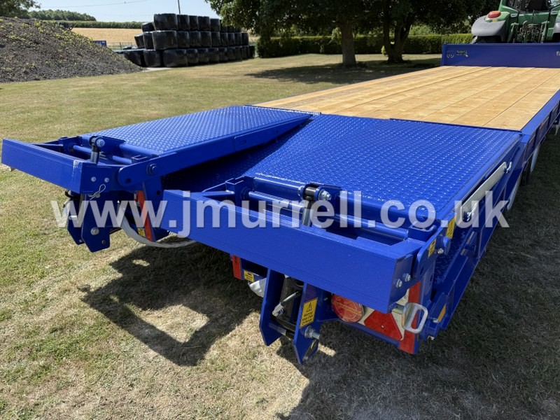 JPM 26ft 19TLL plant machinery trailer for sale