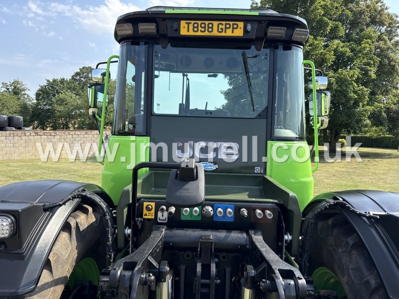 JCB Fastrac 3185 Supercooler Tractor For Sale