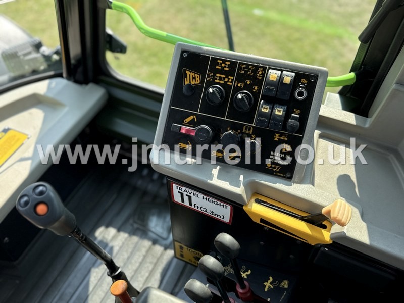 JCB Fastrac 3185 Supercooler Tractor For Sale