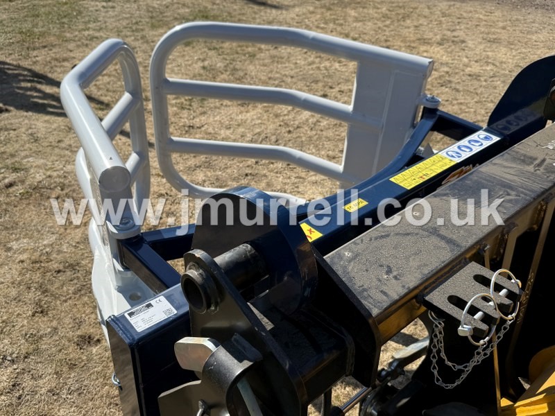 JM Round Bale Squeeze For Sale JM Round Bale Squeeze For Sale