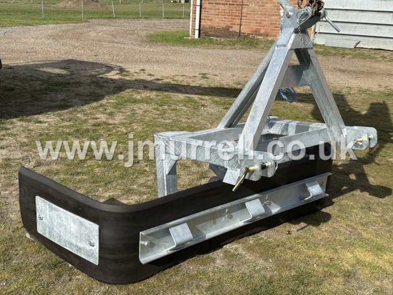Browns 1.8 meter Yardmaster Muck Scraper For Sale Browns 1.8 meter Yardmaster Muck Scraper For Sale