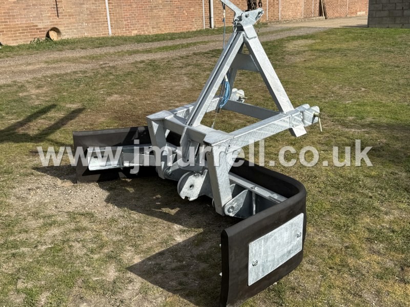 Browns 1.8 meter Yardmaster Muck Scraper For Sale Browns 1.8 meter Yardmaster Muck Scraper For Sale