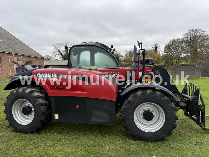 Case IH Farmlift 742 Telehandler For Sale