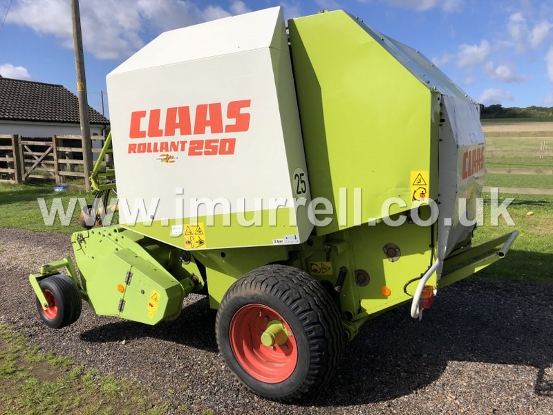 Claas Rollant 250 Round Baler