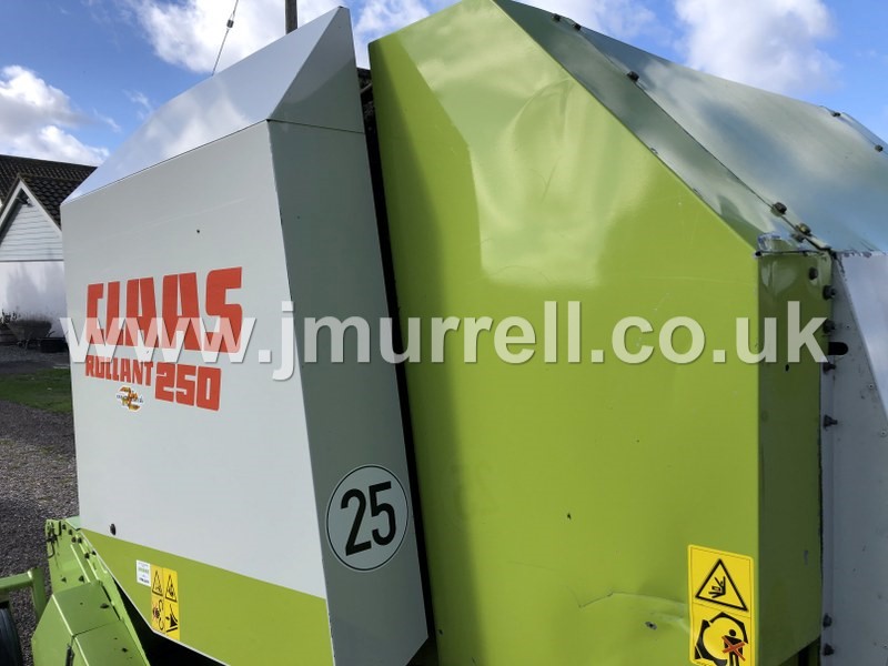 Claas Rollant 250 Round Baler