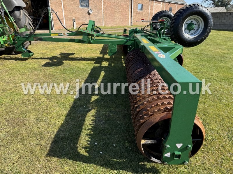 Cousins Contour 7.3m HZ  Rolls for sale