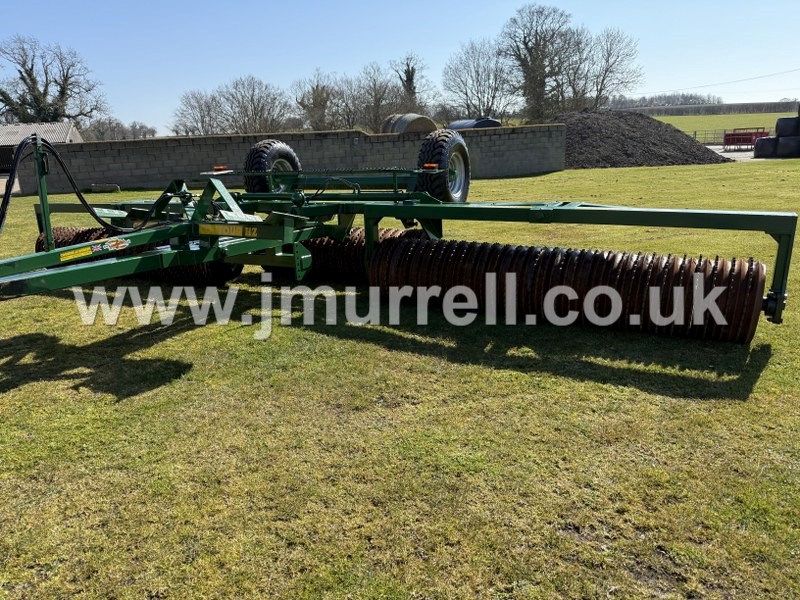 Cousins Contour 7.3m HZ  Rolls for sale