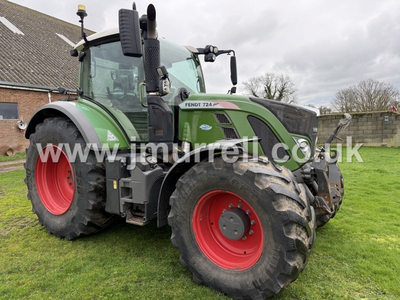 Fendt 724 Profi-Plus Vario TMS Tractor For Sale 