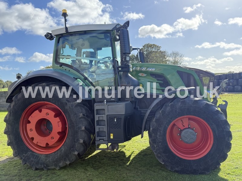Fendt 828 Tractor For Sale