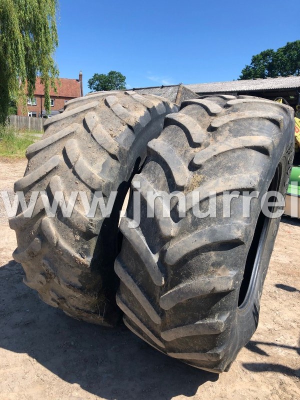 Firestone 650/65R38 tyres & tubes