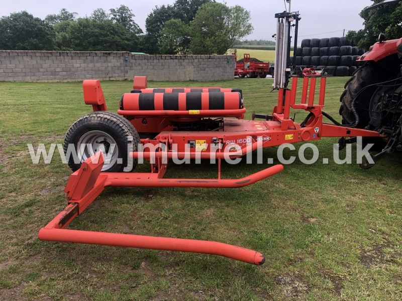 Kuhn RW1600 Round Bale Wrapper