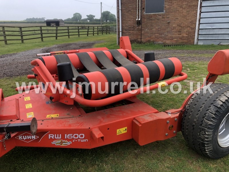 Kuhn RW1600 Round Bale Wrapper
