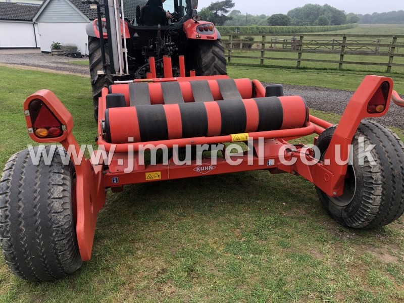 Kuhn RW1600 Round Bale Wrapper