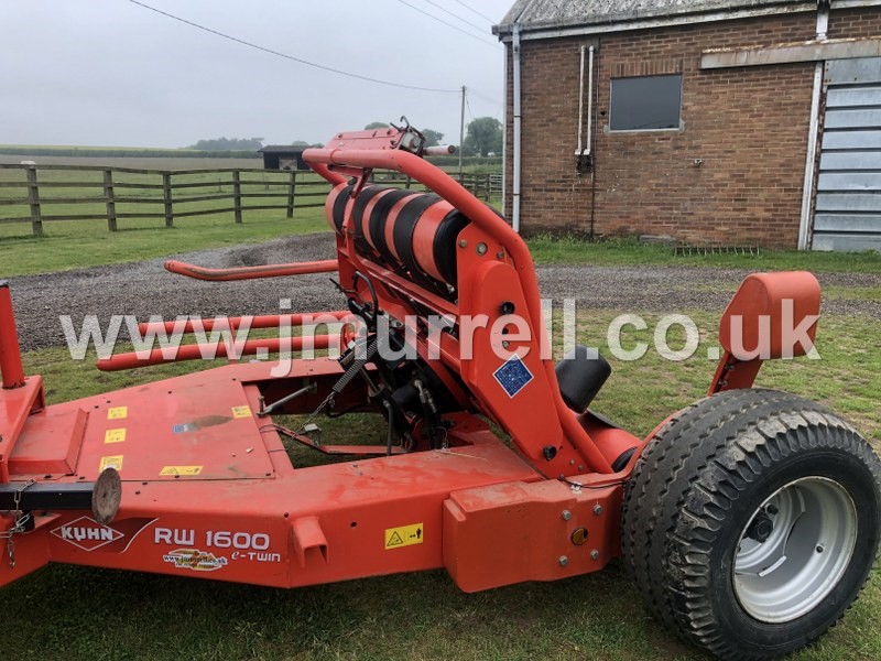 Kuhn RW1600 Round Bale Wrapper