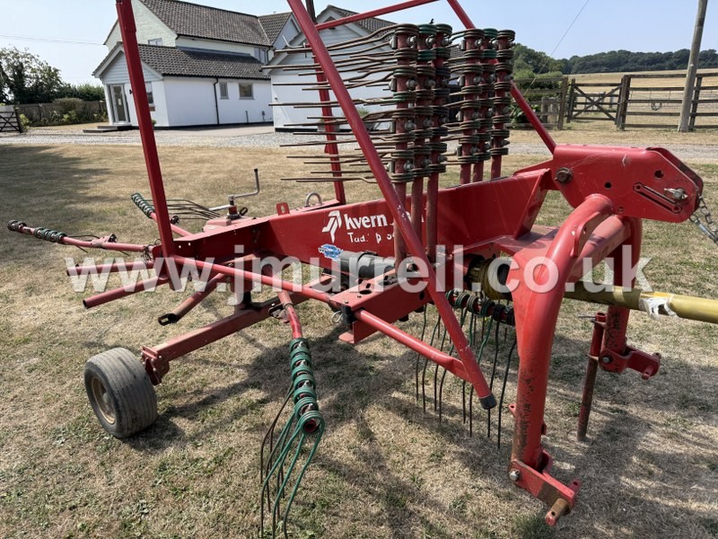 Kverneland Taarup 9439 Grass Rake For Sale