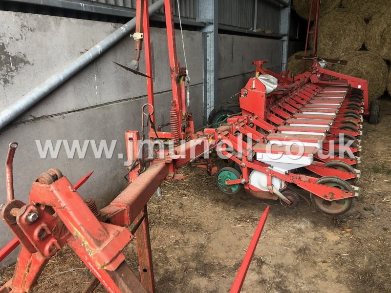 Kverneland Accord Monopill S 18 Row precision seed drill for sale