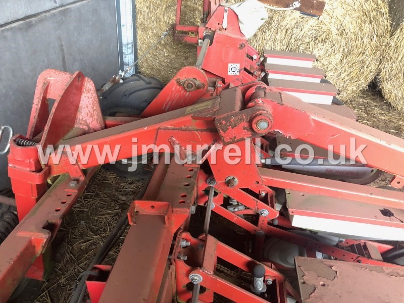 Kverneland Accord Monopill S 18 Row precision seed drill for sale