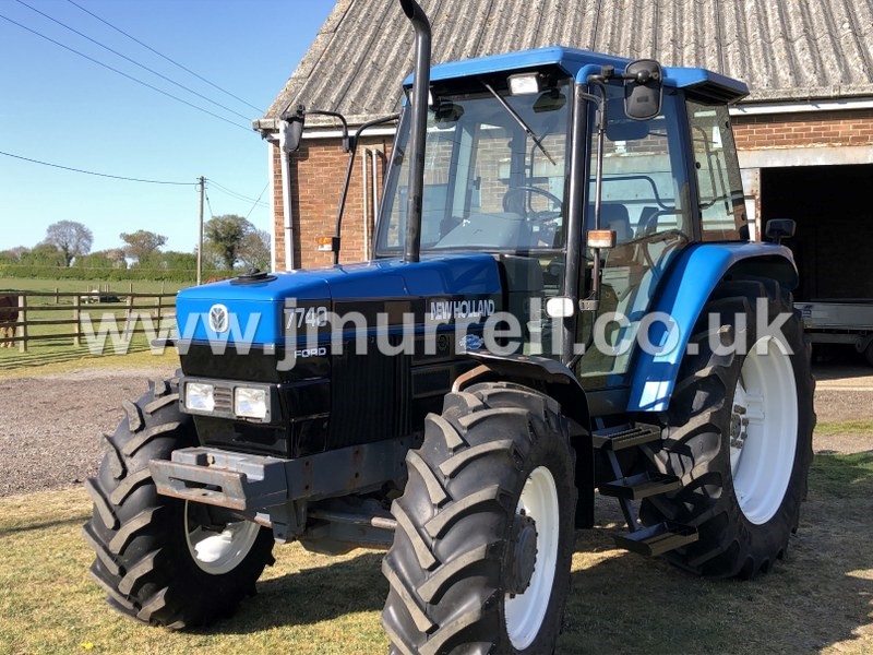 New Holland 7740SL Tractor