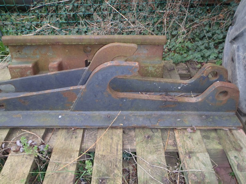 New Holland LM Brackets For Sale