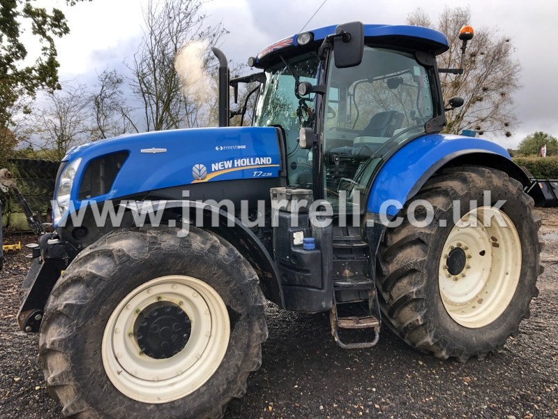 New Holland T7.235 Auto Command Tractor For Sale
