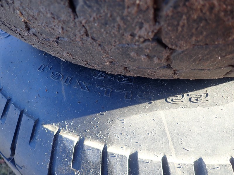 22.5LL-16.1 & 12LLx16 Turf wheels and tyres for sale