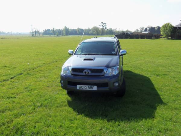 Toyota Hilux 4x4 Pickup Truck
