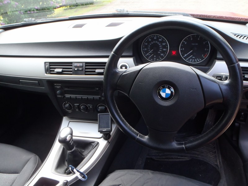 2006 BMW 318i 