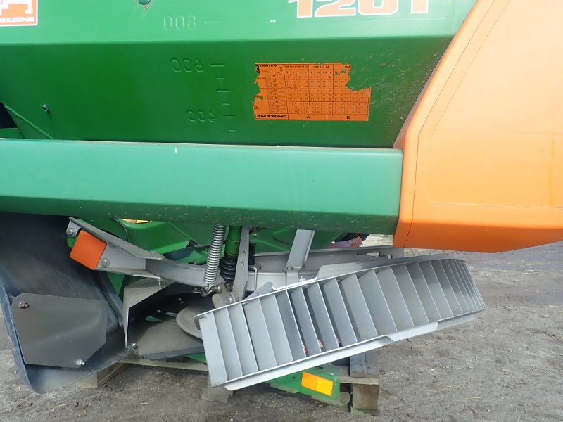 Amazone ZA-M 1201 Fertiliser spreader for sale