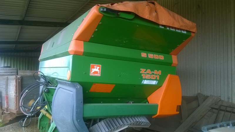 Amazone ZAM 1501 Control Plus Fertiliser spreader for sale