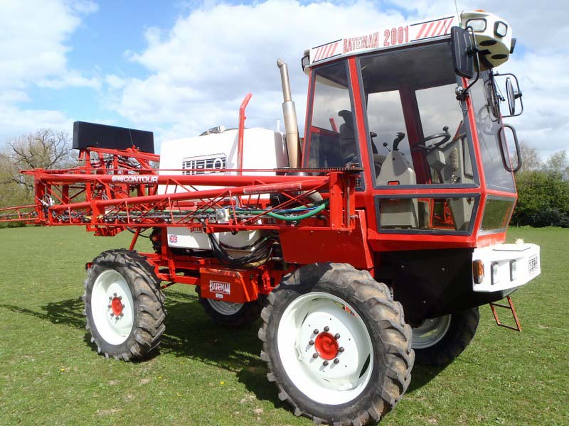 Bateman 2001 Hi-Lo Sprayer For Sale