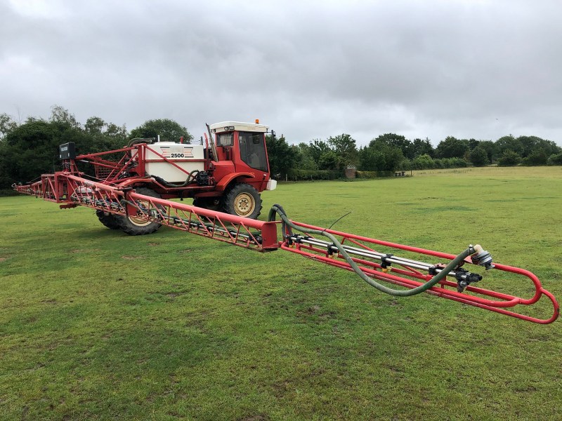 Bateman RB15 crop sprayer for sale