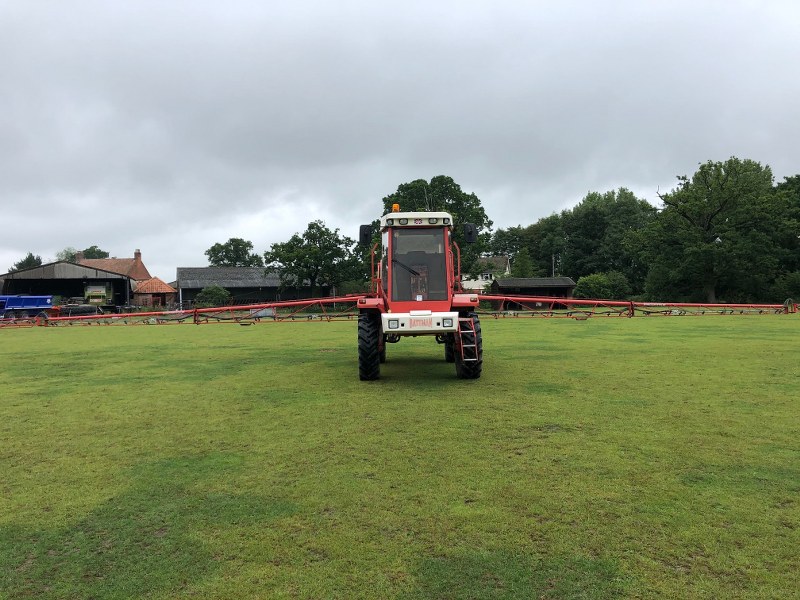Bateman RB15 crop sprayer for sale
