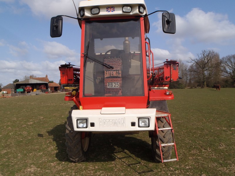Bateman RB25 Crop Sprayer For Sale
