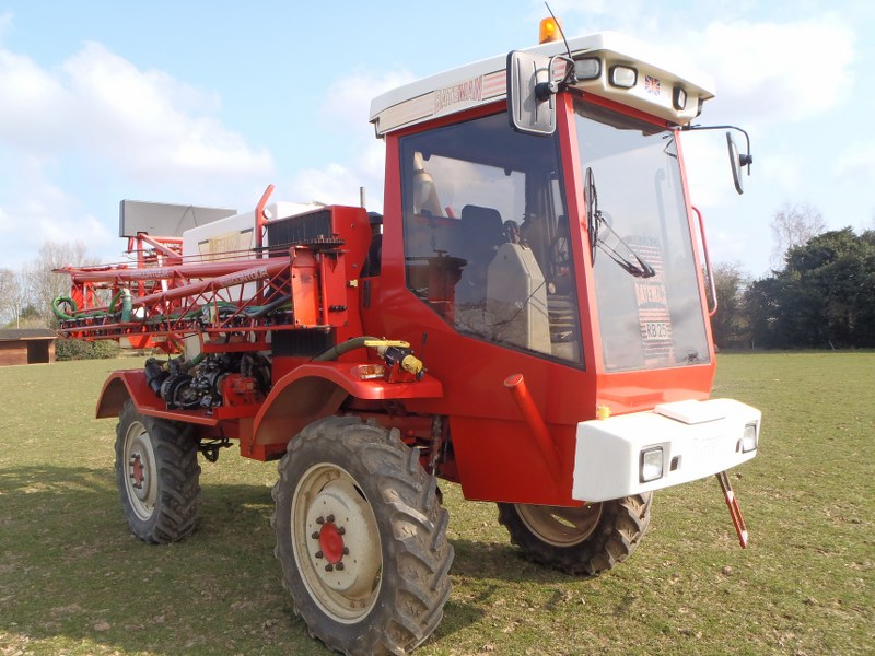 Bateman RB25 Crop Sprayer For Sale
