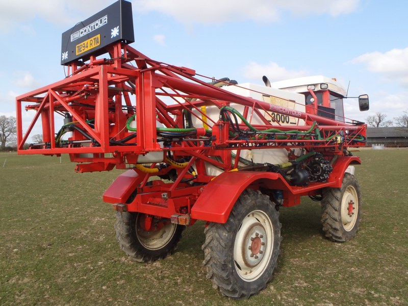 Bateman RB25 Crop Sprayer For Sale