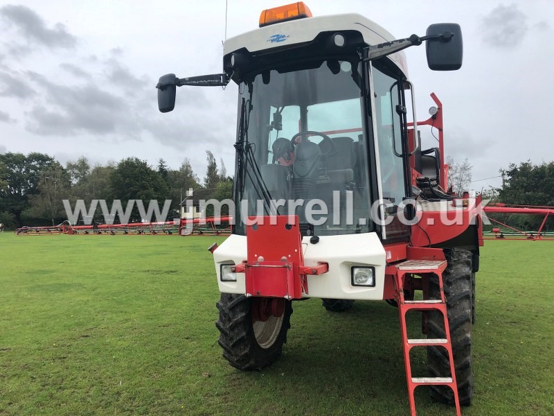Bateman RB26 crop sprayer for sale