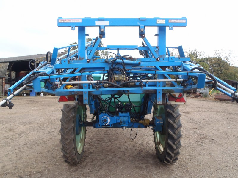 Berthoud 24 Meter Trailed Sprayer For Sale