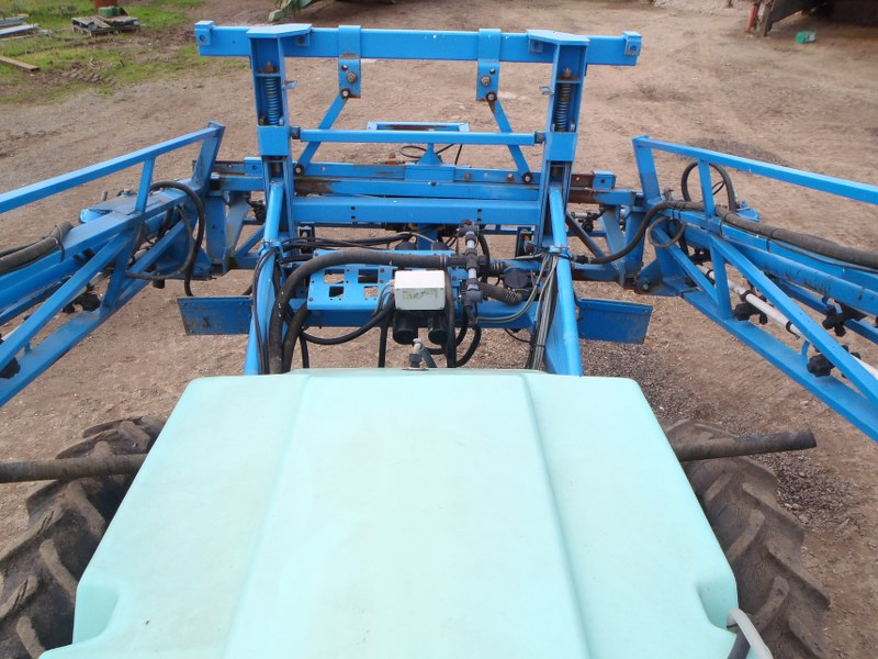 Berthoud 24 Meter Trailed Sprayer For Sale