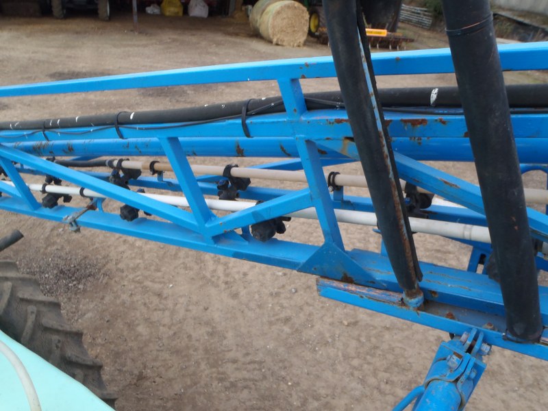 Berthoud 24 Meter Trailed Sprayer For Sale