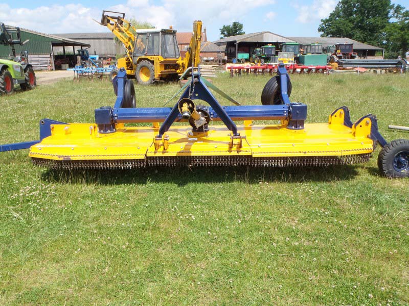 Bomford Tri Blade 4000 Grass Topper For Sale