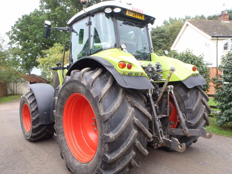 Claas 850 Axion tractor for sale
