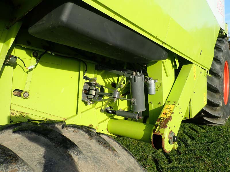 Claas Lexion 420 Combine for sale
