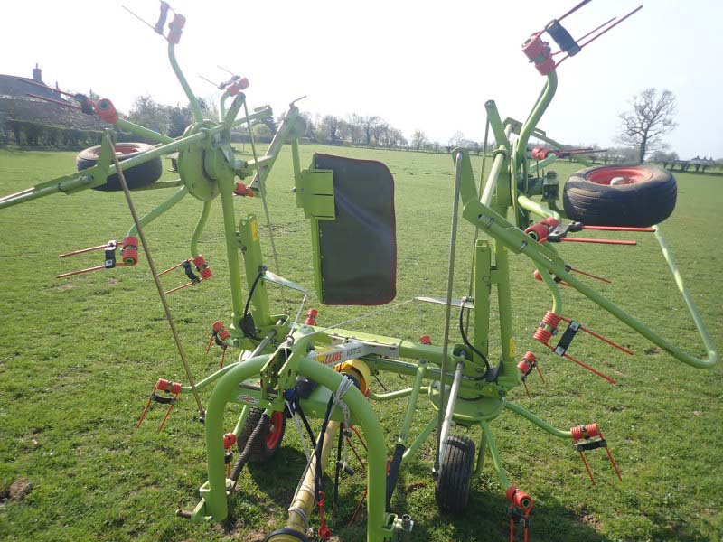 Claas Volto 52 rake for sale