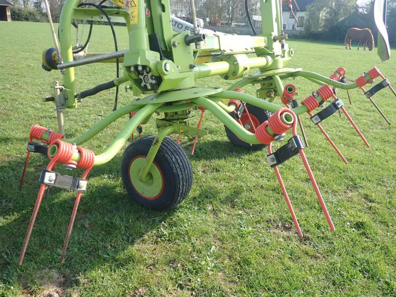 Claas Volto 52 rake for sale