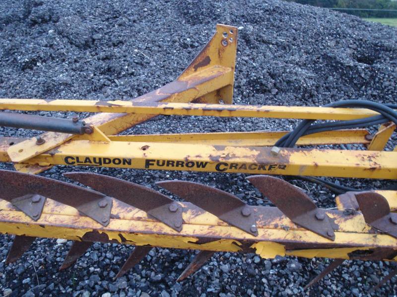 Claydon Furrow Cracker