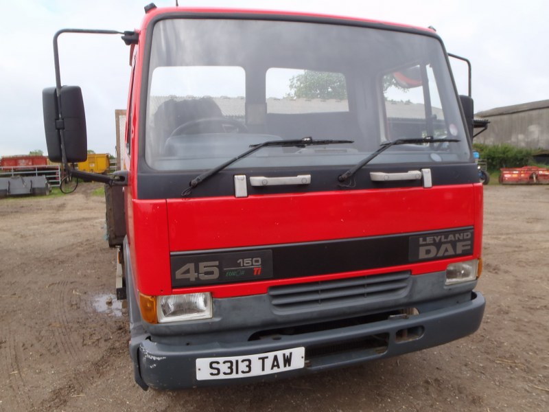 Leyland Daf 45 Beaver tail lorry for sale